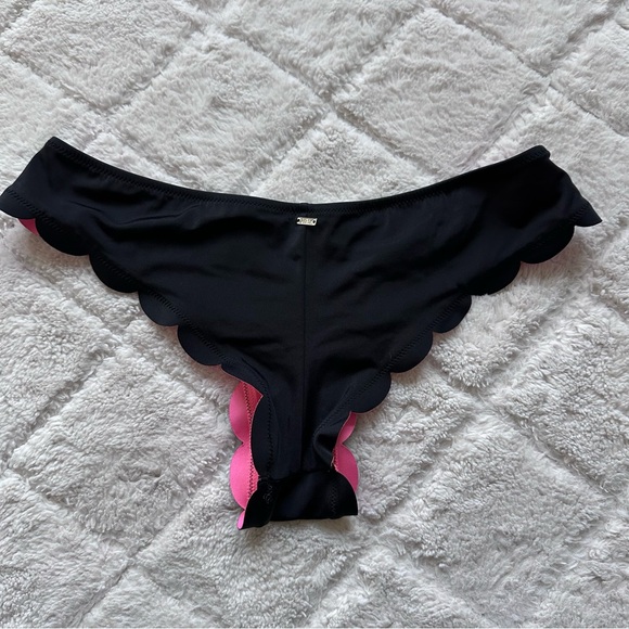 Victoria's Secret PINK | Black Scalloped Edge Bikini Bottoms | Size Small - Picture 3 of 6